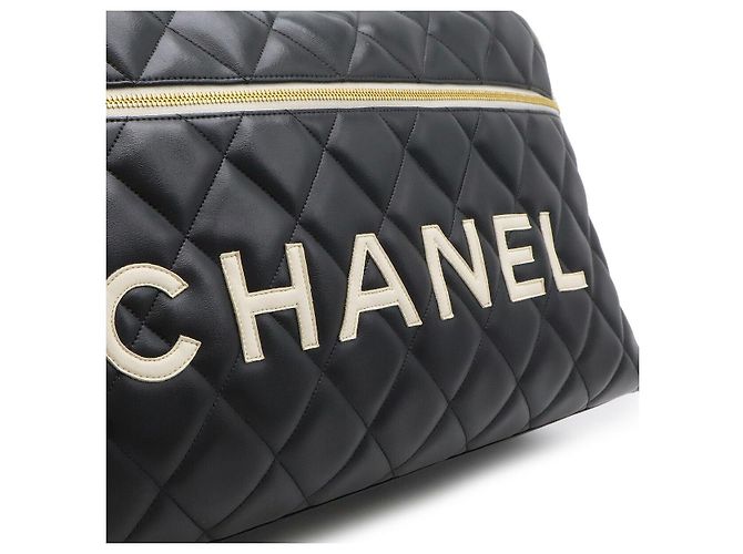 Borsa Boston in pelle matelassé Chanel Nero - vista 9