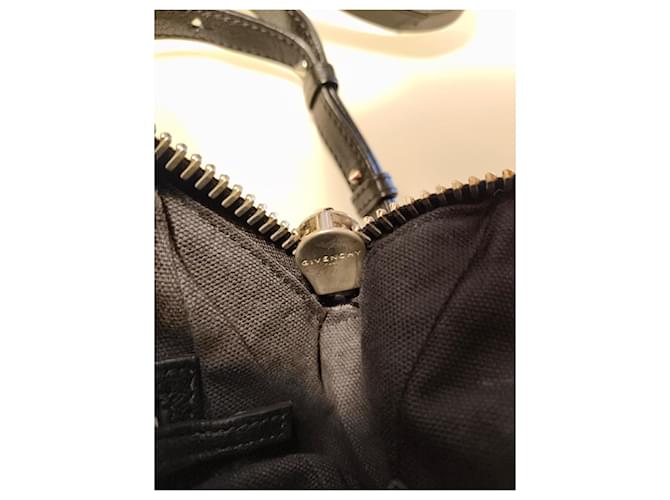 Borsa a mano Givenchy in pelle nera Nero - vista 7