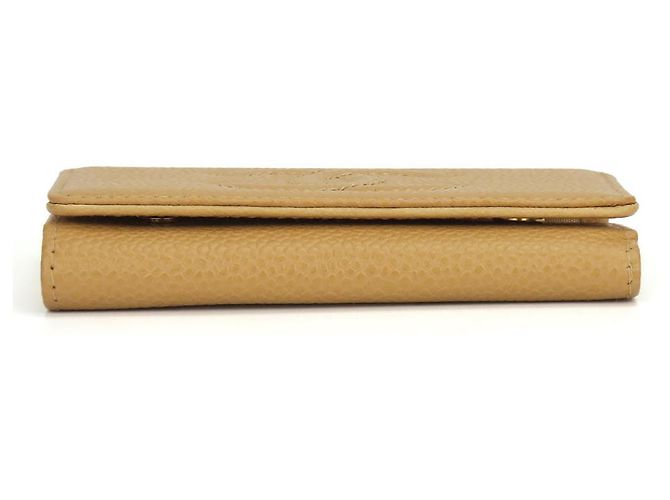 Timeless Llave de Chanel en Cuero Caviar Beige - vista 3