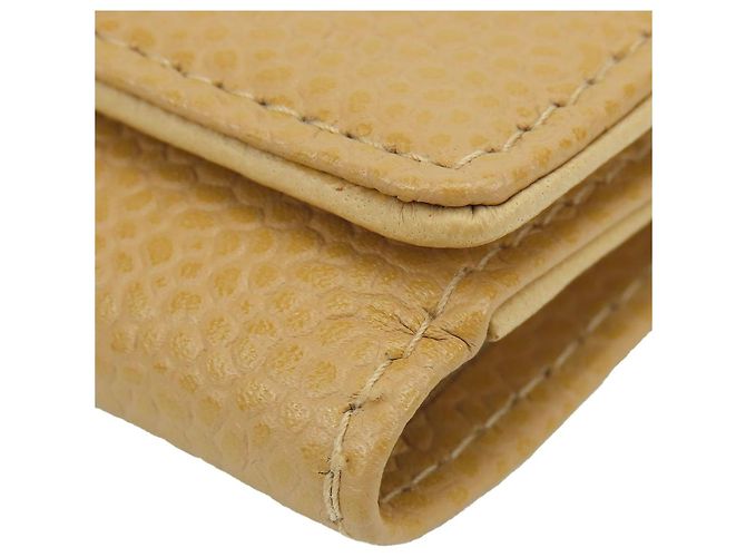 Timeless Llave de Chanel en Cuero Caviar Beige - vista 4