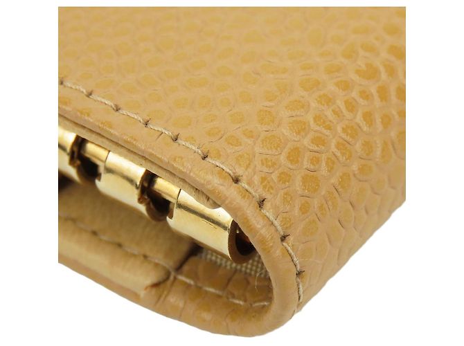 Timeless Llave de Chanel en Cuero Caviar Beige - vista 5