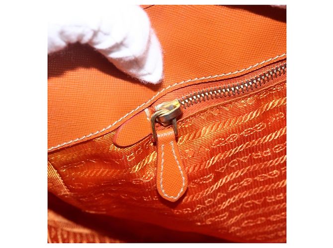 Borsa Tote PRADA in nylon e pelle arancione dorato Auth ti3743 D'oro - vista 21