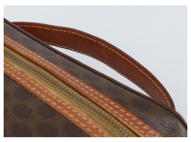 Céline Borsa a mano in tela Macadam CELINE in pelle PVC marrone oro Auth BA10398 D'oro - vista 8