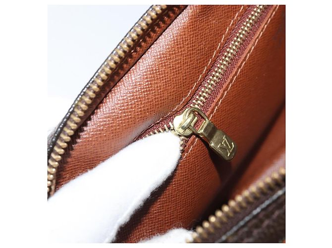 LOUIS VUITTON Monogram Marly Dragonne GM Clutch Bag M51825 LV Auth ka2411 - view 9