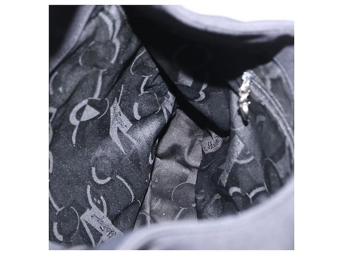 Borsa a Spalla Vala in Nylon Argento Nero Salvatore Ferragamo Auth ka2359 - vista 18