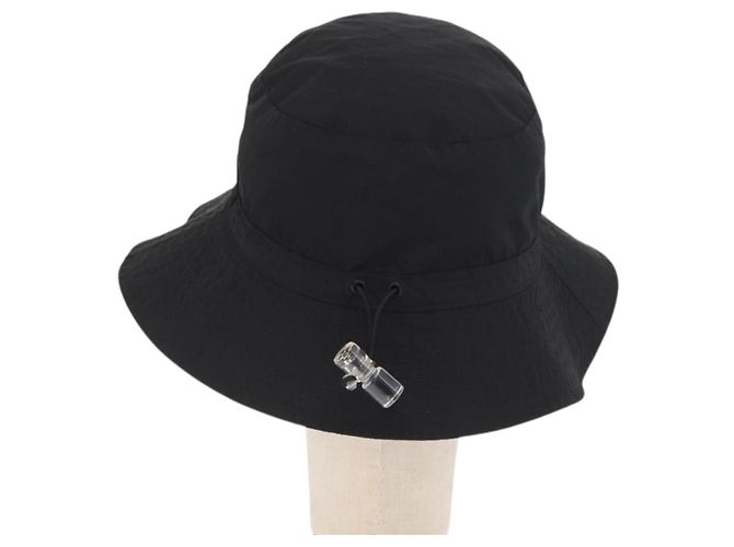 Cappello Bucket Trasformabile LOUIS VUITTON Cappello in Nylon Nero MP2552 LV Auth 171199M - vista 2