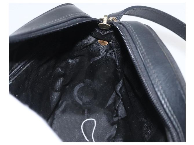 Borsa a Spalla Vala in Pelle Nera e Oro Salvatore Ferragamo Auth BA10794 Nero D'oro - vista 18