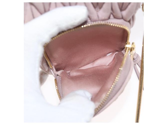 Borsa a spalla in pelle Miu Miu Matelassé con catena, rosa e oro, Auth 165800 D'oro - vista 22