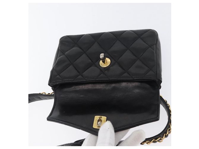 CHANEL Borsa a Vita Matelassé Pelle Nera Oro CC Auth BA10856 Nero D'oro - vista 11
