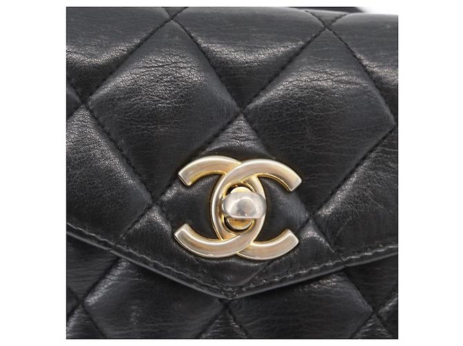 CHANEL Borsa a Vita Matelassé Pelle Nera Oro CC Auth BA10856 Nero D'oro - vista 17