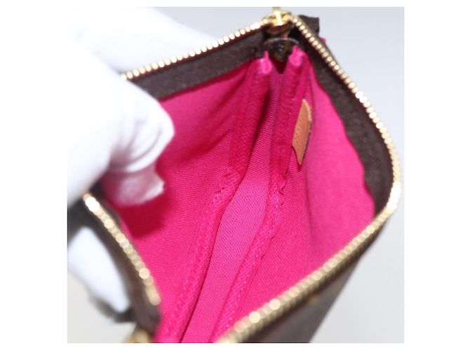LOUIS VUITTON Mini Pochette Acessórios Ski Bear Monograma M67769 Auth 168216SM - vista 21