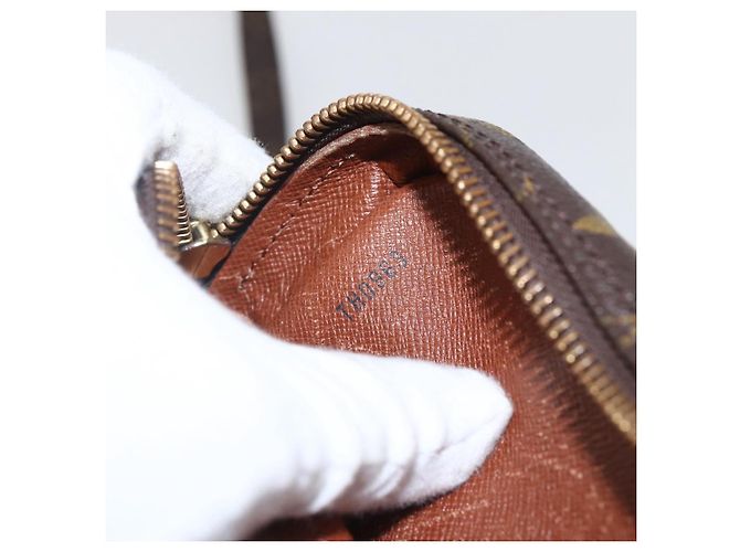LOUIS VUITTON Monogram Amazon Shoulder Bag M45236 LV Auth ka2404 - view 12