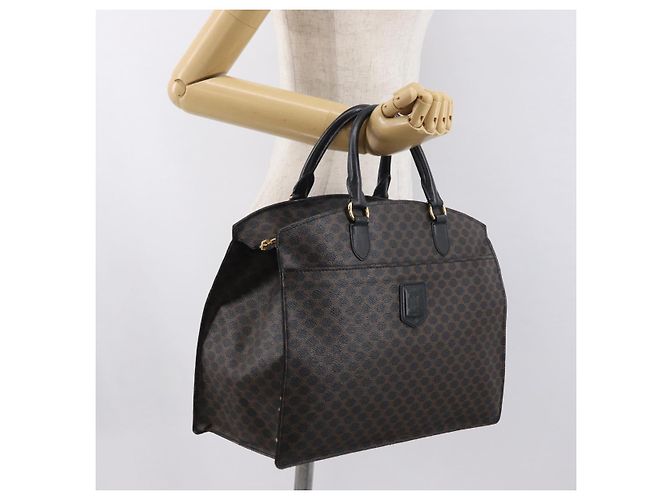 Céline Borsa a mano in tela Macadam CELINE in pelle PVC nera e oro Auth 171585 Nero D'oro - vista 22