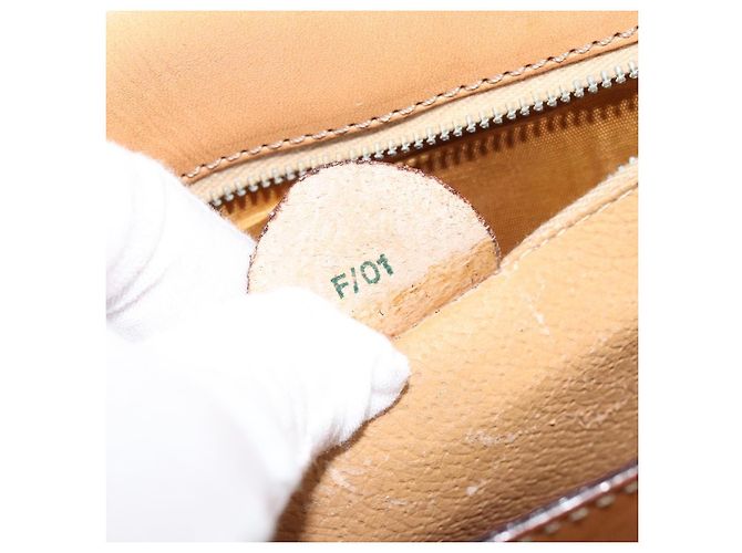 Céline Borsa a Spalla in Tela Macadam CELINE in Pelle PVC Marrone Oro Auth 171119 D'oro - vista 11