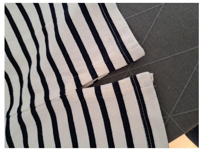 Petit Bateau Camiseta de rayas de manga larga y espalda descubierta Negro Blanco - vista 5