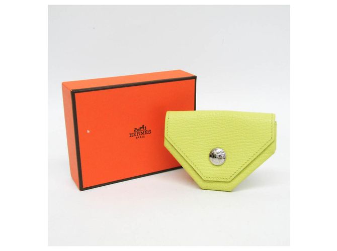 Monedero de cuero de cabra amarillo LE 24 de Hermès - vista 2