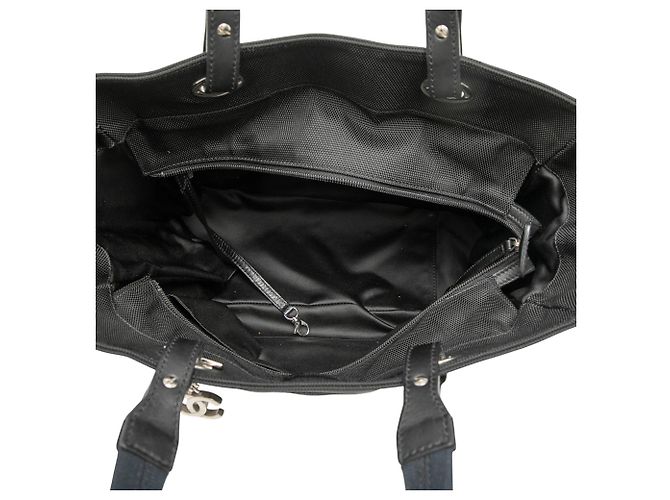 Chanel Blaue mittlere gesteppte Canvas Paris Biarritz Tasche Marineblau - Ansicht 4