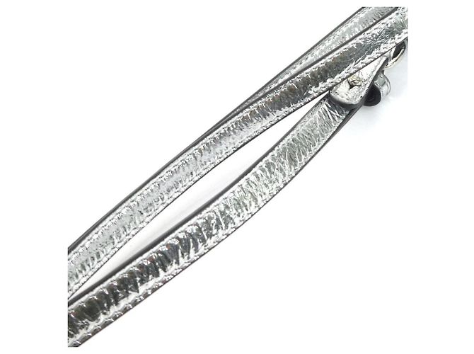 Estuche de viaje de cuero Fendi en plata - vista 7