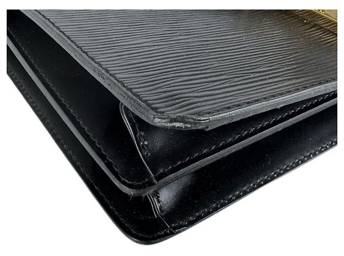 Borsa a mano Epi Concorde Louis Vuitton Nero - vista 9