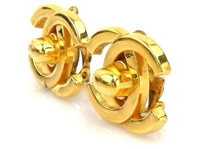 Orecchini a clip in oro Chanel Coco Mark D'oro - vista 3