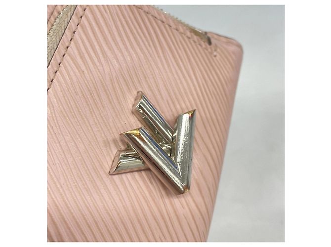 Cartera Compacta XS Twist Epi Louis Vuitton Rosa - vista 8