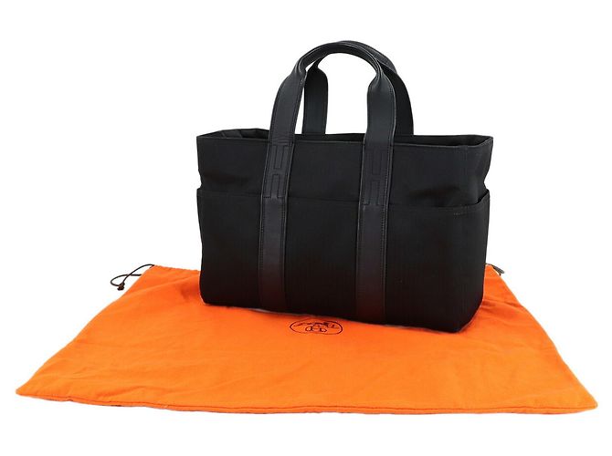 Borsa a mano Hermès Acapulco MM Nero - vista 2