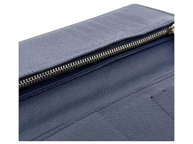 Brazza Cartera Larga Louis Vuitton en Cuero Taiga Marino Azul marino - vista 8