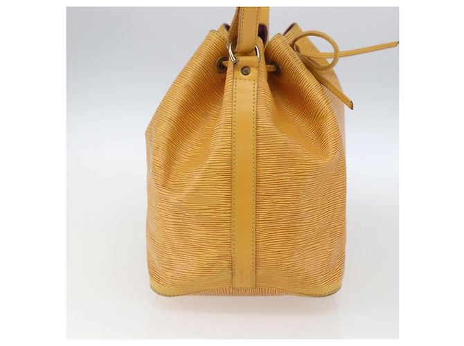 Louis Vuitton Petit Noe Handbag Epi Leather Medium Yellow - view 3