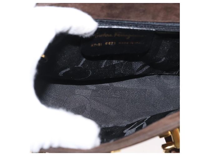 Salvatore Ferragamo Gancini Suede Marrone - vista 5