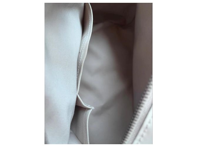 Borsa in pelle Louis Vuitton Montaigne PM Bowling Bianco - vista 14
