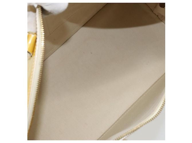 Louis Vuitton Alma Monogram Vernis GM Giallo - vista 5
