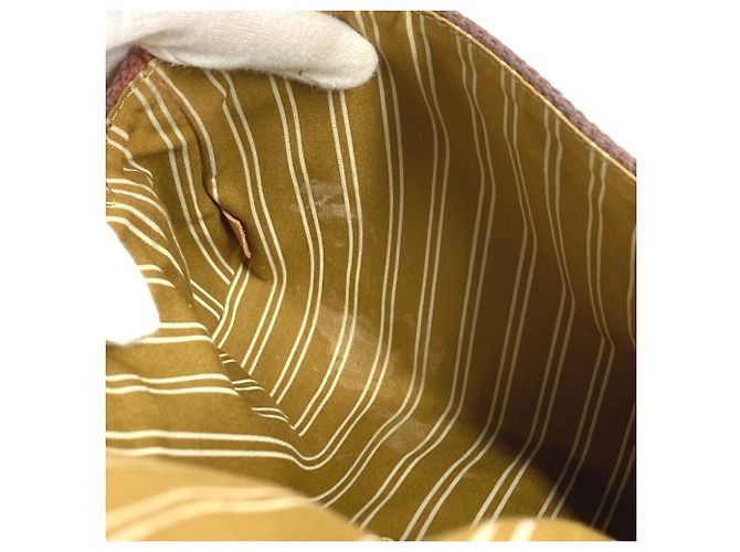 Borsa a Spalla Lava Antigua di Louis Vuitton Marrone - vista 13