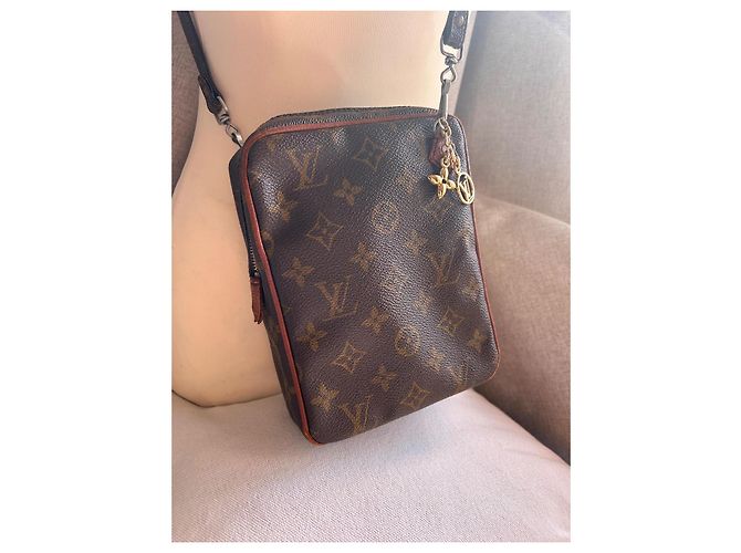 Louis Vuitton Modello Danubio "Collezionista Vintage" (Anni '70) Marrone - vista 19