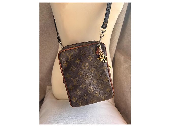 Louis Vuitton Modello Danubio "Collezionista Vintage" (Anni '70) Marrone - vista 2