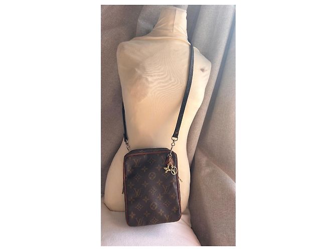 Louis Vuitton Modello Danubio "Collezionista Vintage" (Anni '70) Marrone - vista 21
