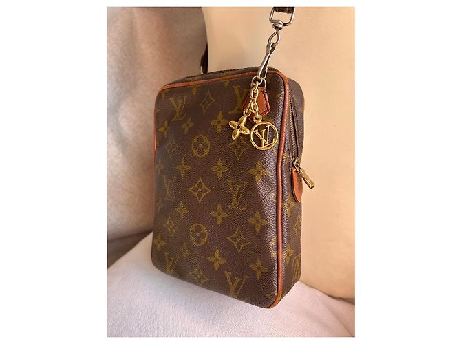Louis Vuitton Modello Danubio "Collezionista Vintage" (Anni '70) Marrone - vista 4