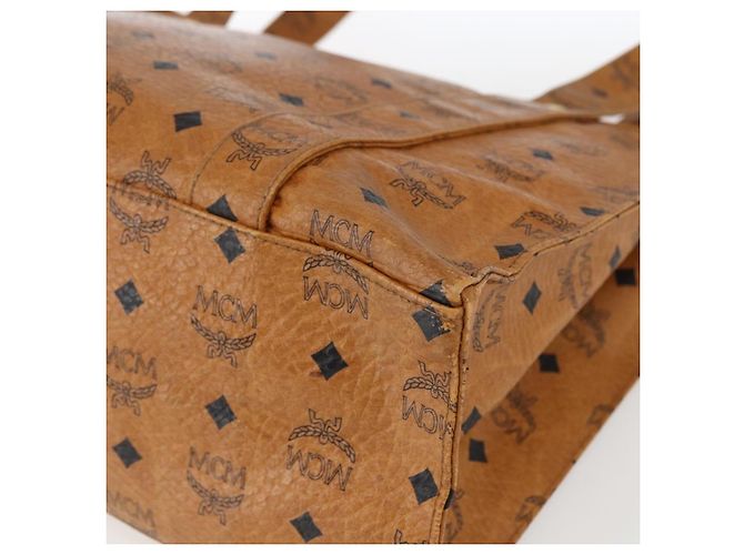 Borsa Tote Vicetos Logogram MCM in PVC Marrone Oro Auth BA10363 D'oro - vista 15