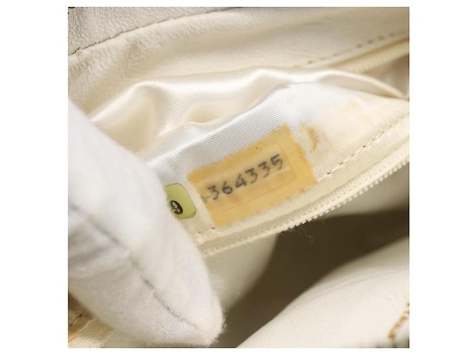 CHANEL Borsa a Spalla Matelassé Pelle Bianca Oro CC Auth BA10848 Bianco D'oro - vista 12