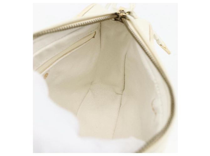 CHANEL Borsa a Spalla Matelassé Pelle Bianca Oro CC Auth BA10848 Bianco D'oro - vista 19