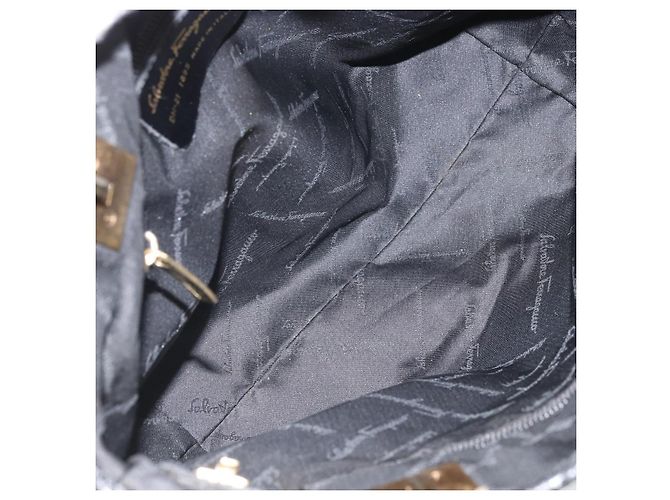 Borsa Tote Salvatore Ferragamo in tela nera e oro Auth BA10431 Nero D'oro - vista 11