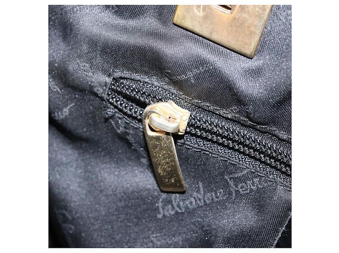 Borsa Tote Salvatore Ferragamo in tela nera e oro Auth BA10431 Nero D'oro - vista 20