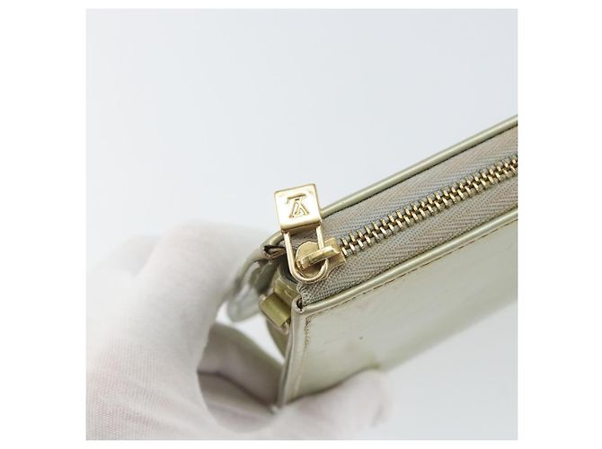 LOUIS VUITTON Monogram Vernis Lexington Bolsa de Accesorios Gris M91056 Auth hk3460 - vista 10