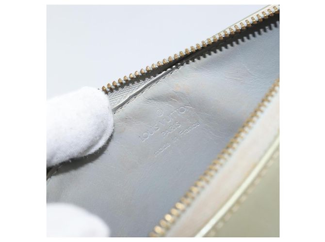LOUIS VUITTON Monogram Vernis Lexington Bolsa de Accesorios Gris M91056 Auth hk3460 - vista 17