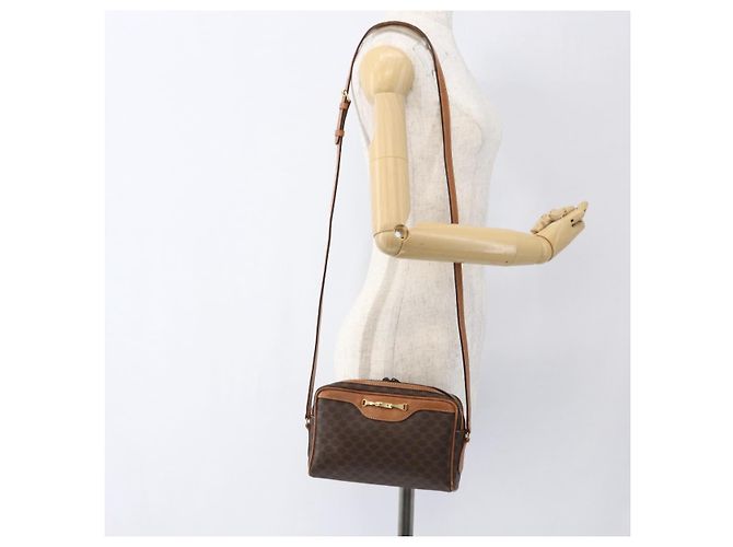 Céline Borsa a Spalla in Tela Macadam CELINE in Pelle PVC Marrone Oro Auth ti3696 D'oro - vista 23