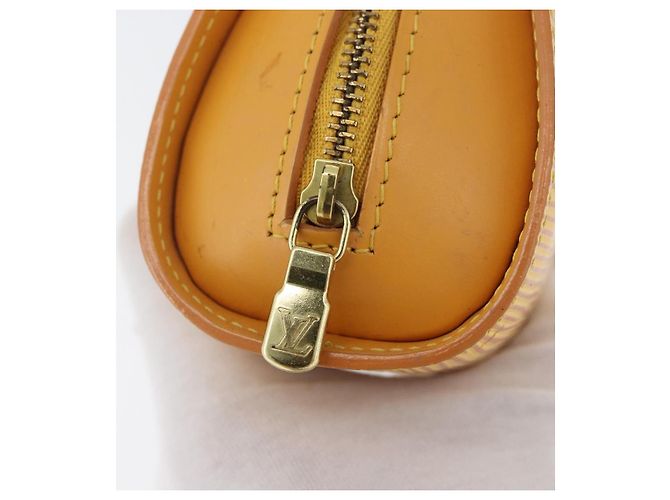 LOUIS VUITTON Pochette Dauphine PM Epi Giallo M48449 LV Auth 171817 - vista 17