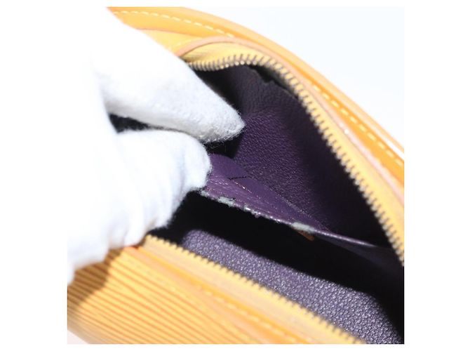 LOUIS VUITTON Pochette Dauphine PM Epi Giallo M48449 LV Auth 171817 - vista 20