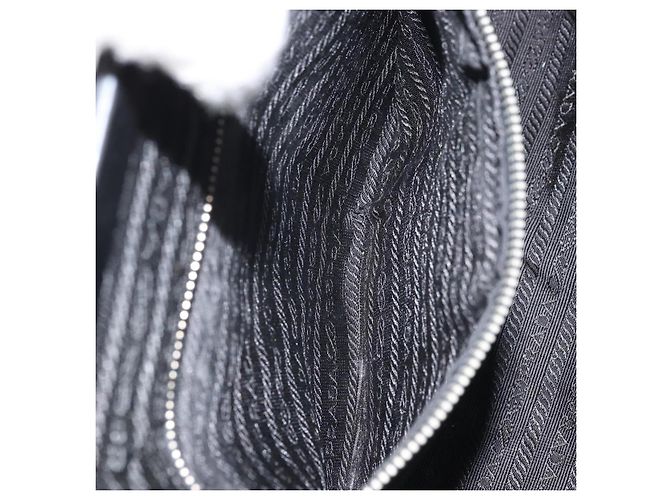 Borsa Tote Prada in Nylon Nero Argento Auth ti3730 - vista 23