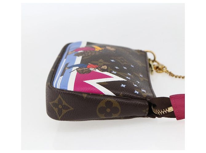 LOUIS VUITTON Mini Pochette Accessori Ski Bear Monogram M67769 Auth 168214SM Monogramma - vista 4