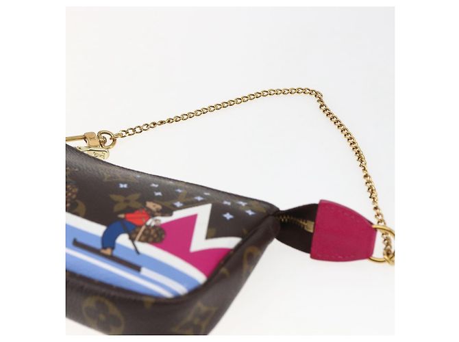 LOUIS VUITTON Mini Pochette Accessori Ski Bear Monogram M67769 Auth 168214SM Monogramma - vista 8