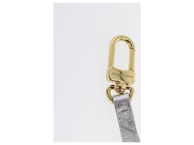 LOUIS VUITTON Schneeflocken Charm Leder Silber M79293 LV Auth 168249M - Ansicht 9